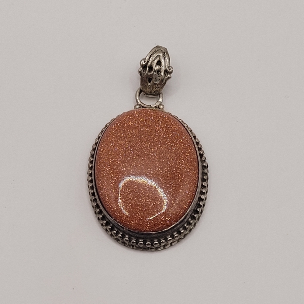 Vintage 925 Sterling Silver Pendant With Large Oval Sunstone Inlay